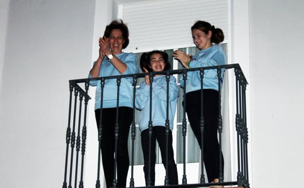 Los valverdeños se divierten durante la cuarentena