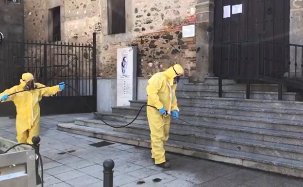 La Diputación culmina la desinfección preventiva de 125 municipios de la provincia