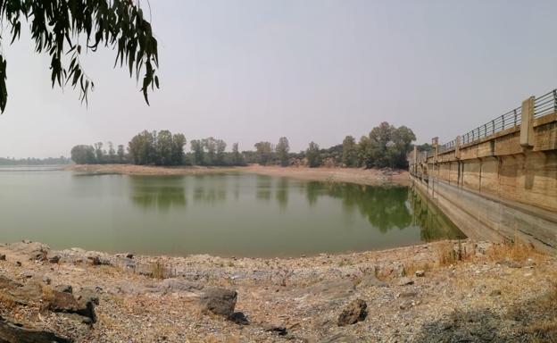 Se garantiza el abastecimiento de agua a Valverde de Leganés y Olivenza