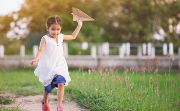 HOY Valverde invita a los vecinos a compartir la felicidad de los más pequeños en sus paseos