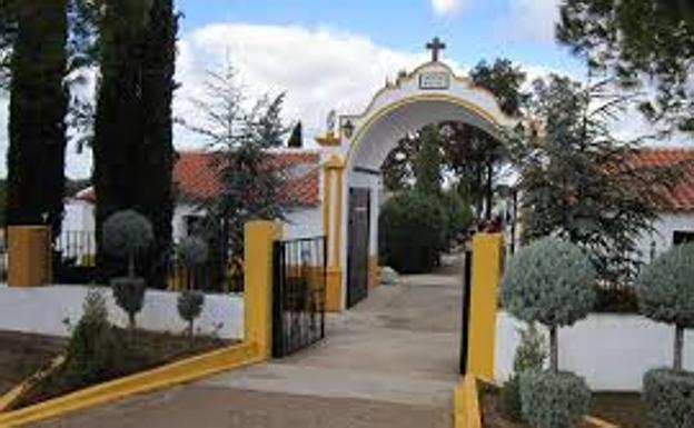 El cementerio vuelve a abrir sus puertas