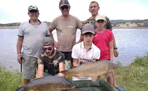 Los pescadores vuelven a su práctica deportiva