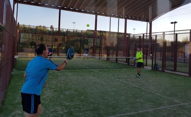 Continúa la Liga Local de Pádel
