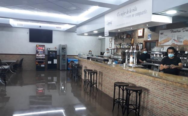 Hostal Restaurante El Chiringuito vuelve a la actividad