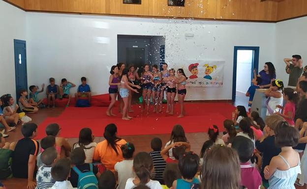 Se buscan monitores para el campamento de verano