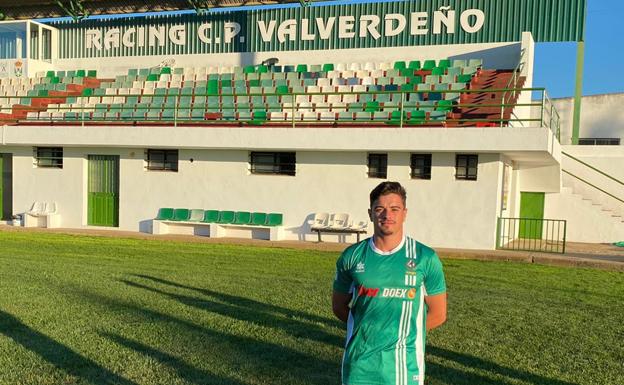 Luis Dias, jugador técnico y rápido para la delantera del Racing Valverdeño