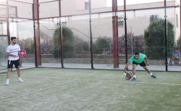 Se aplaza el final de la Liga Local de Pádel