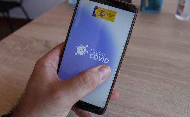 ¿Cómo funciona la aplicación móvil RadarCOVID?