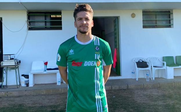 El Racing confirma el fichaje de Víctor Aguinaco