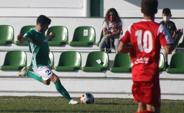 Ramón llega para reforzar la banda izquierda del Racing Valverdeño