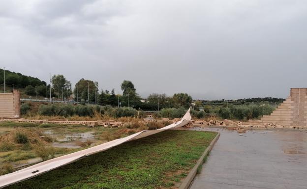 El temporal causa varios destrozos en el cementerio municipal