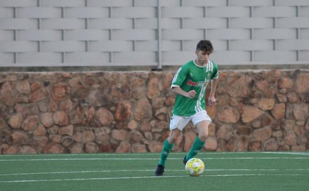Dos penaltis privan a los juveniles de su segunda victoria