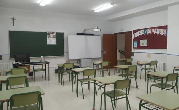 Confinada un aula del Cristo Crucificado