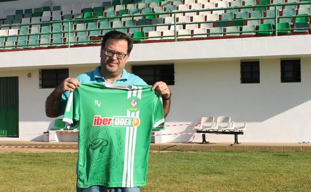 Félix Pedro deja de ser entrenador del Racing Valverdeño