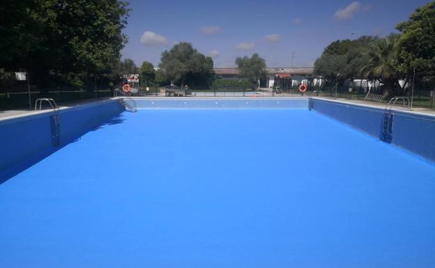 Los preparativos de la piscina están en su tramo final