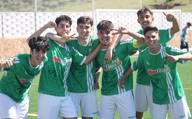 Los juveniles se juegan la categoría ante el Jaraíz