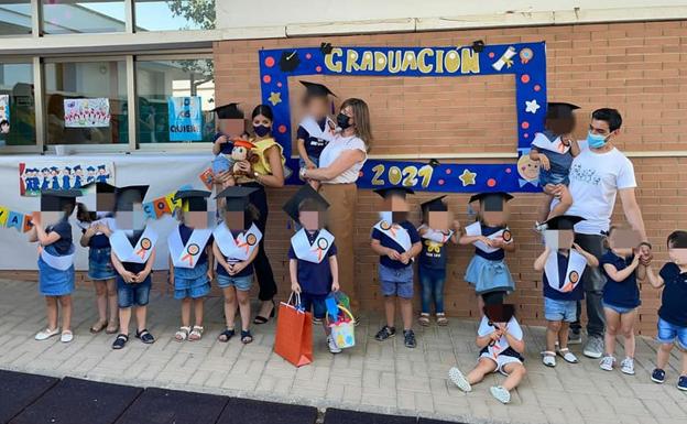Los pequeños de la guardería también se gradúan