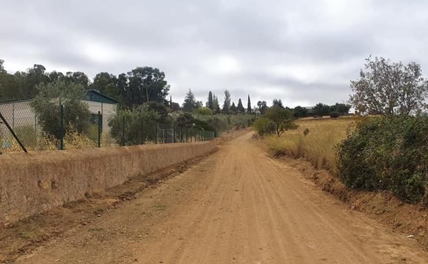 Se está acondicionando el 'Camino de Badajoz'