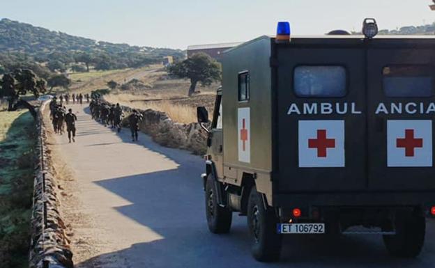 La Brigada Militar Extremadura XI realiza una marcha desde Valverde de Leganés