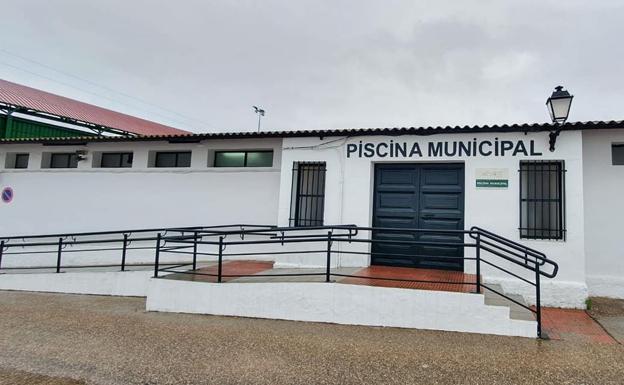 Se renovarán los vestuarios de la piscina municipal