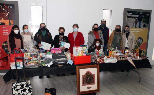 Entregados los premios de los concursos de decoración navideña