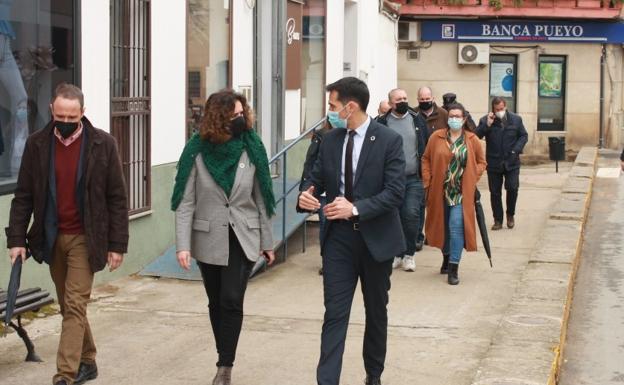La Consejera de Transición Ecológica, Olga García García, muestra su apoyo al proyecto de adecuación del arroyo La Nave