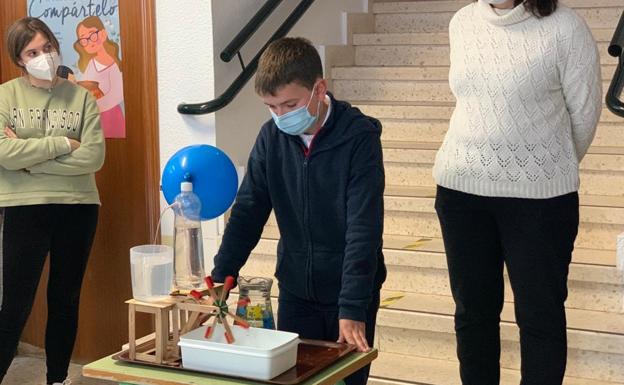 El Colegio 'Cristo Crucificado' celebra la Primera Semana de la Ciencia y la Salud