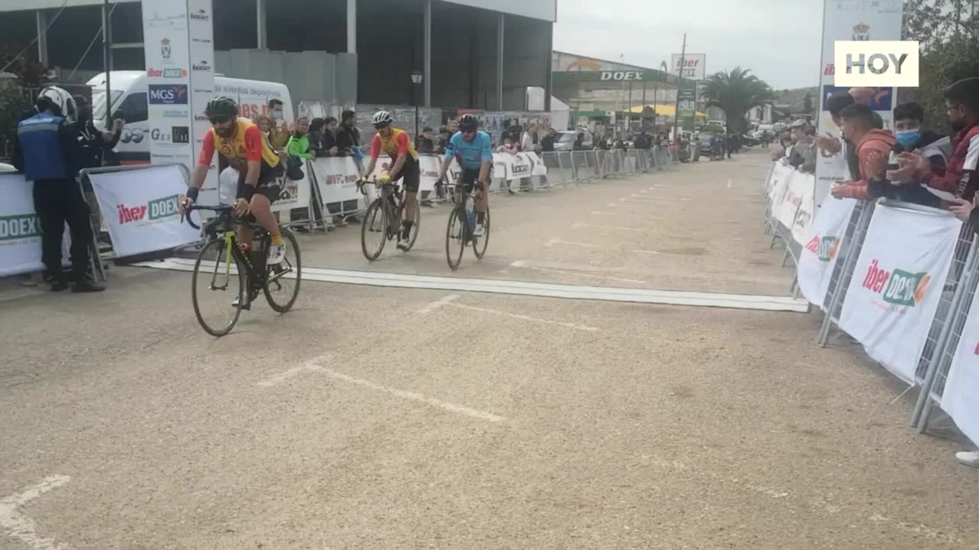 ​La 'I Clásica Ciclista de Valverde de Leganés' finaliza con un rotundo éxito de participación y organización​