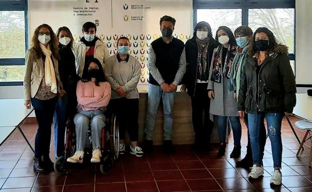 Los estudiantes del Ciclo Formativo del IES 'Campos de San Roque' visitan el Centro de Empleo, Emprendimiento e Innovación