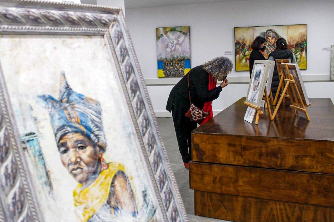 Kim Soler expone 'invisibles' en el Centro del Conocimiento