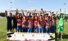 El Atlético de Madrid estrena el palmarés del Trofeo Ibérico de Fútbol 'Villa de Valverde'