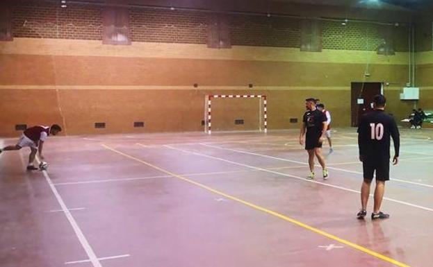 Restan dos jornadas para el finan de la fase regular de fútbol sala y solo queda un equipo por entrar en el playoff