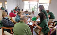El Colaborativo Rural 'Valverde Green' realiza labores de servicio a la comunidad en el Centro de Día