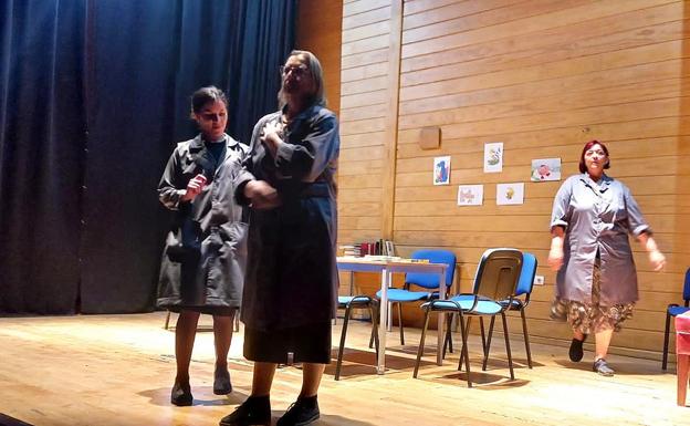 La Semana del Libro se cierra con la obra de teatro 'Las Maestras'