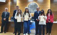 El IES 'Campos de San Roque', primer premio en el certamen 'Investigar en ciencias' de la UEX