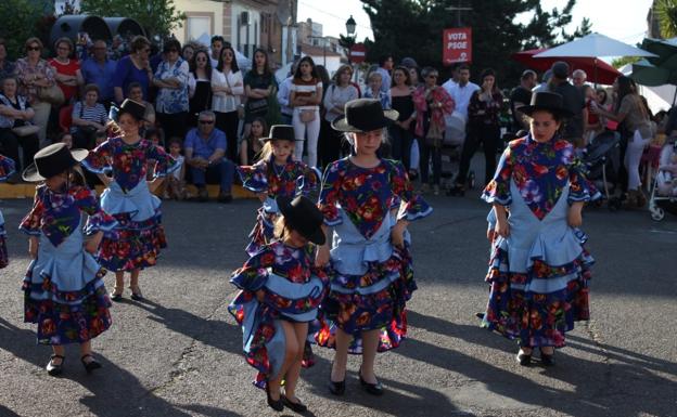 Actuación del Grupo de Flamenco y Sevillanas de Valverde de Leganés en la última edición