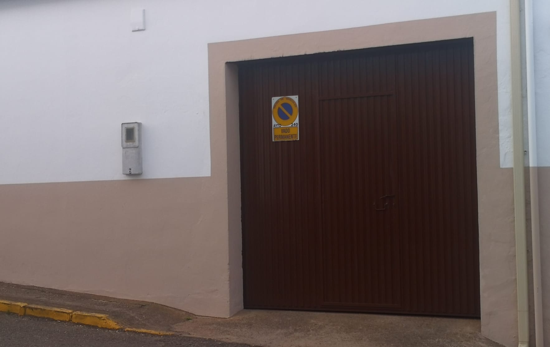 El ayuntamiento quiere ampliar el número de aparcamientos en el casco urbano