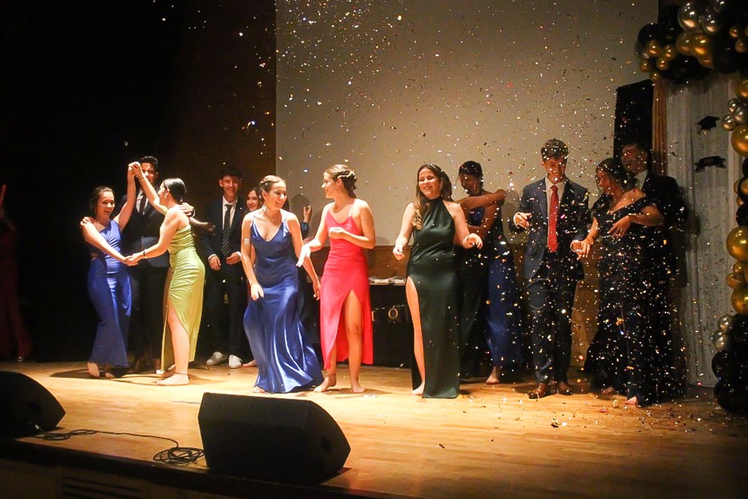 Vuelve la graduación de los alumnos del IES 'Campos de San Roque'