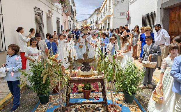 Valverde de Leganés celebra el Corpus Christi
