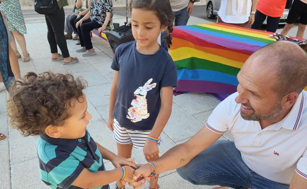 Valverde muestra su apoyo en el Día Internacional del Orgullo LGTBI+