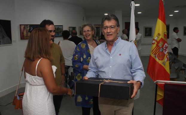 Manuel de la Encarnación estará en su exposición este jueves