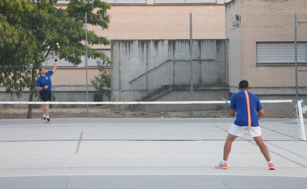 Clases para aprender a jugar al tenis