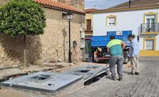 Avanzan los trabajos para la instalación de contenedores soterrados en la plaza Luis Chamizo