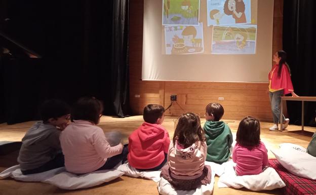 Se celebran varias actividades en apoyo a las mujeres víctimas de la violencia