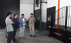 El presidente de la Junta, Guillermo Fernández Vara, visita a la empresa Daspi Italy