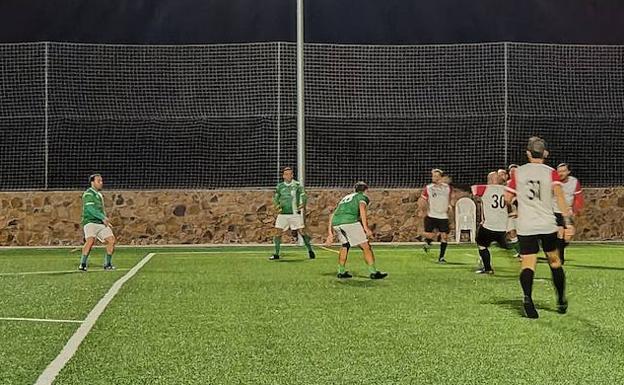 Los Veteranos finalizan el año en segunda posición tras ganar por ¡9 – 1!