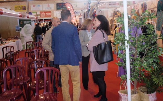 Arrancan tres días de Expobarros 2018 con más 60 expositores mostrando sus productos