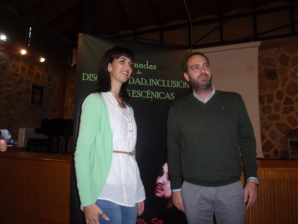 Conntinúan celebrándose las Jornadas de Discapacidad, Inclusión y Artes Escénicas 'Ser o no ser' en Villafranca de los Barros