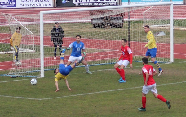 La SP Villafranca pierde ante el líder, el CF Campanario (0-1)
