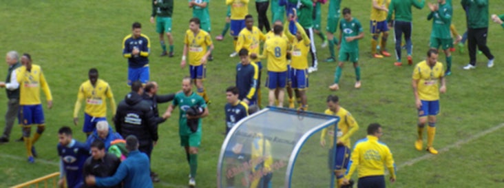La SP Villafranca se aferra al sueño de entrar en los playoff tras su triunfo contra el líder (3-2)